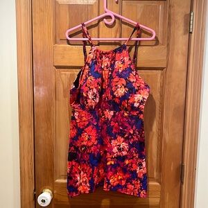Contour by Beach Scene women’s floral tankini swim top size 24 W.